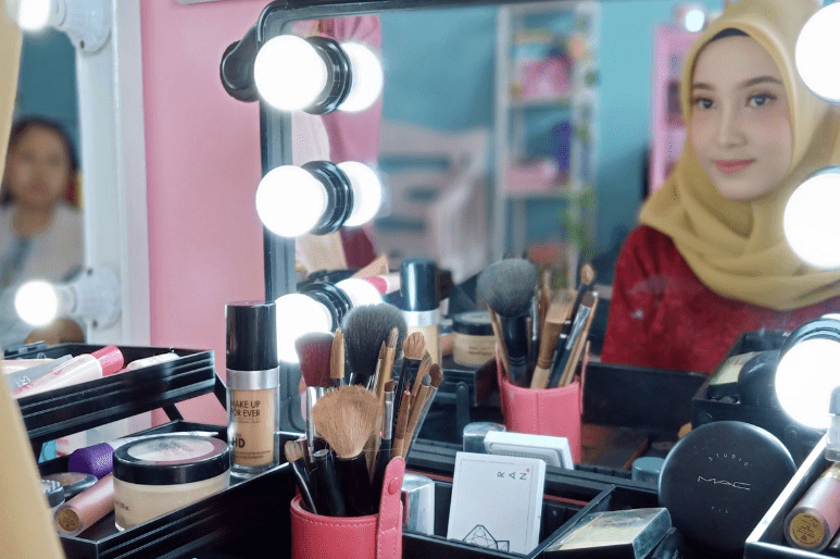 MUA Majalengka - Makeup & Rias Pengantin di Majalengka